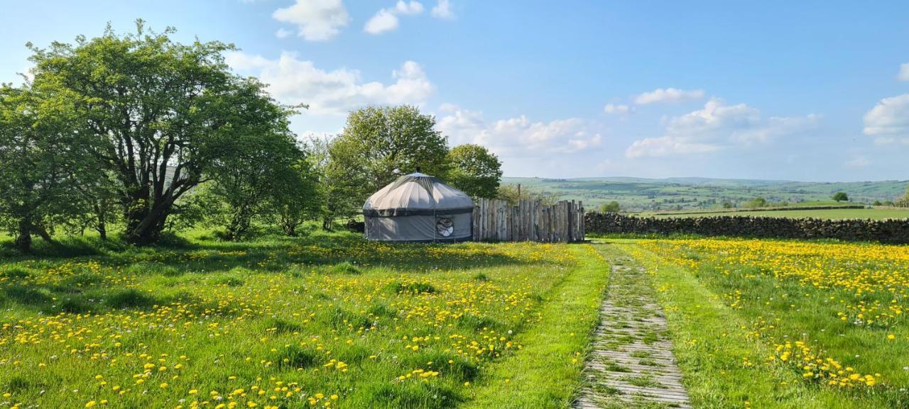 Cauldon Secret Cloud House Holidays Luxury Yurts With Hot Tubs מראה חיצוני תמונה